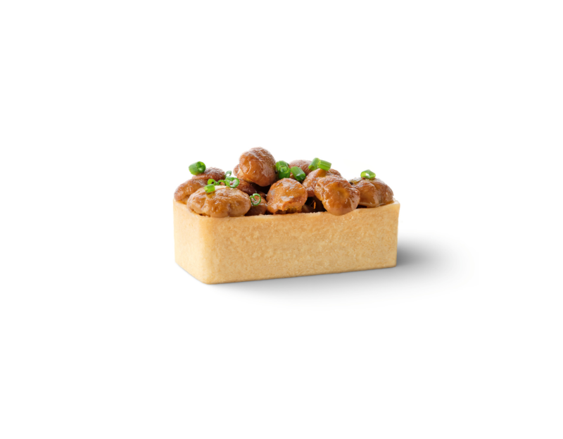 Sour chanterelle tarts
