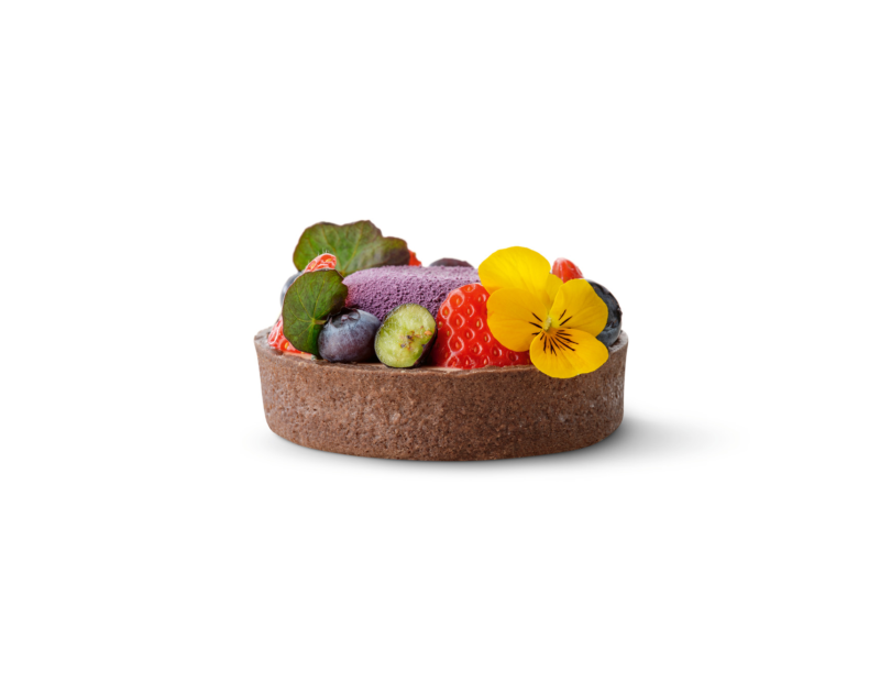 Chocolate blueberry tarts with berries